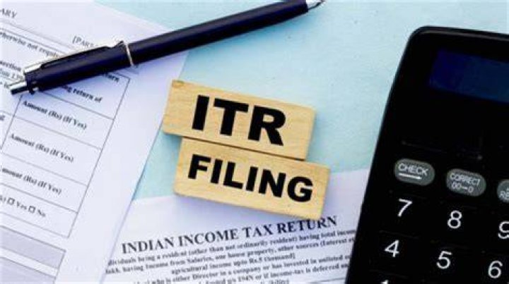 Can I send 2 tax returns together?