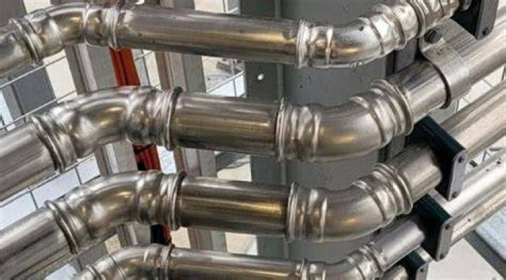 Can you use stainless steel pipe for steam?