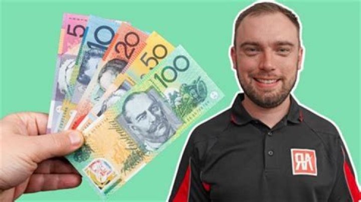 How do sole traders pay themselves Australia?