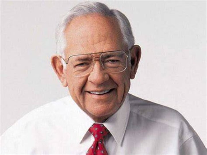 What education did Dave Thomas have?